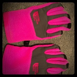 The North Face ladies gloves
